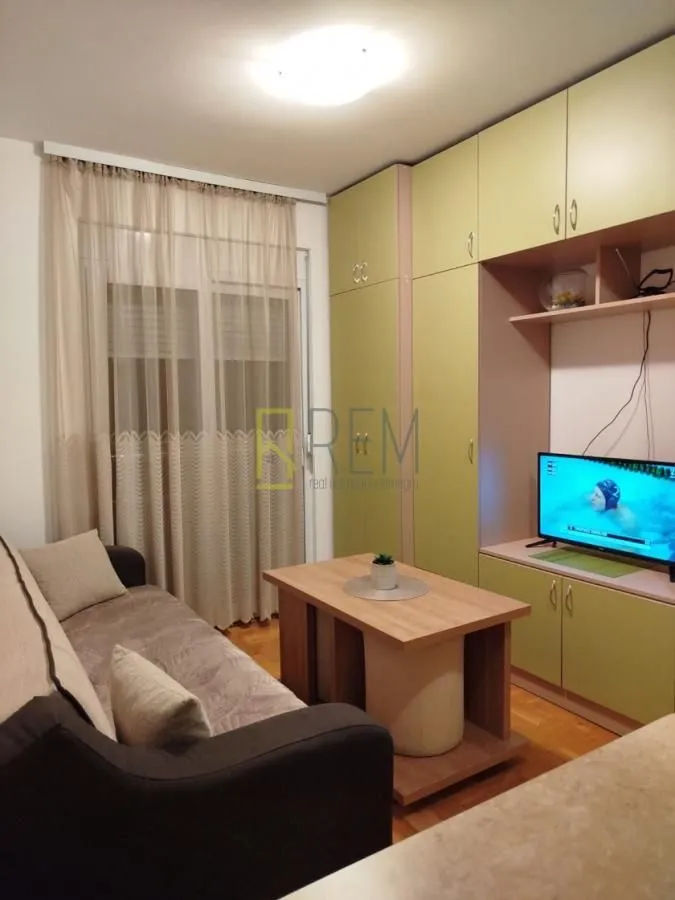 Prodaja, garsonjera, 19m², Podgorica, Crna Gora