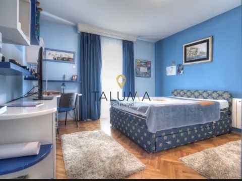 Prodaja, kuća, 930m², Tološi, Podgorica - image 9