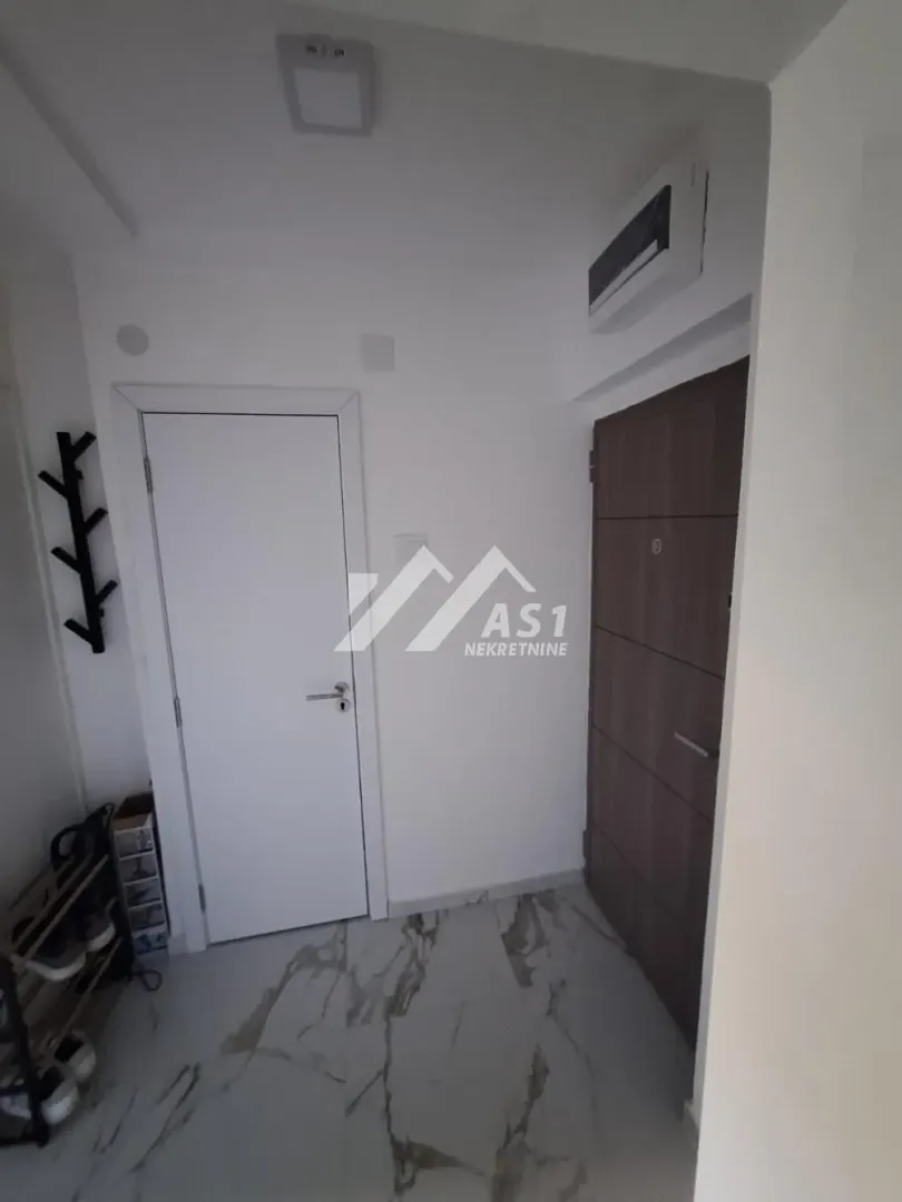 Izdavanje, dvosoban stan, 52m², Detelinara, Novi Sad Sve Podlokacije