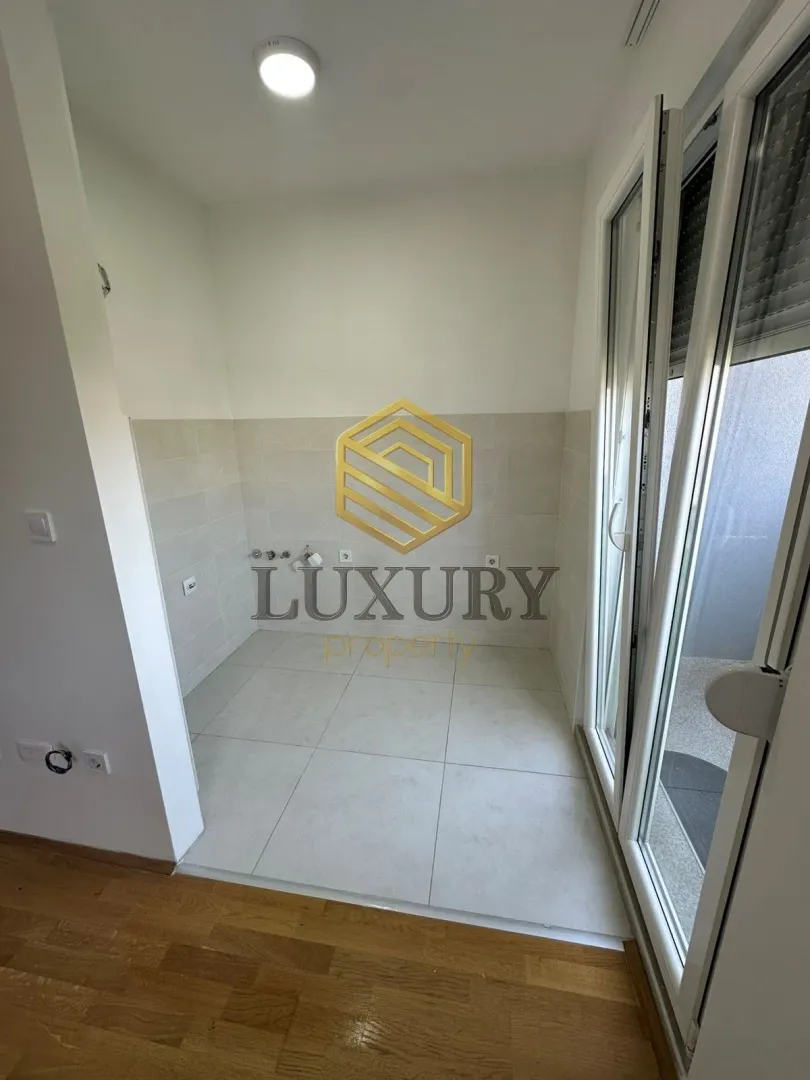 Izdavanje, garsonjera, 30m², Zabjelo, Podgorica
