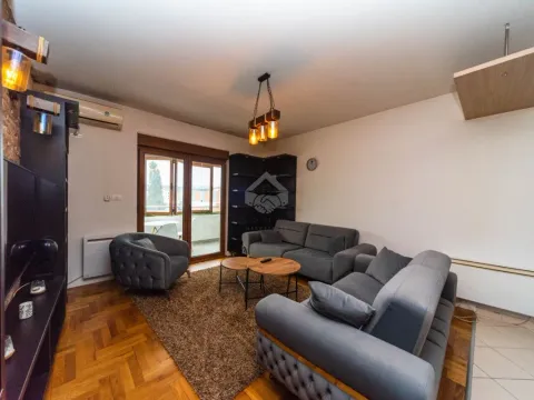 Rent, one bedroom apartment, 50m², City Kvart, Podgorica - image 1