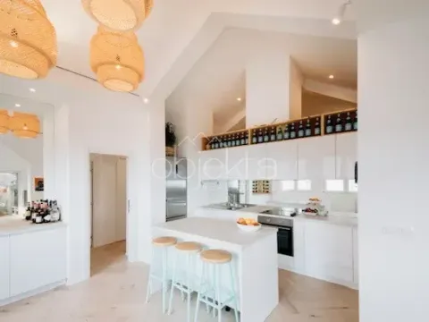 Prodaja, stan, 86m², Tivat, Crna Gora - image 2