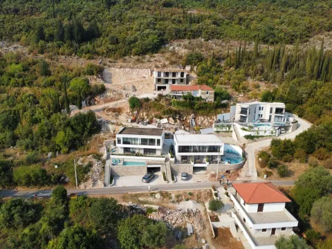 Zemljište in Žvinje
