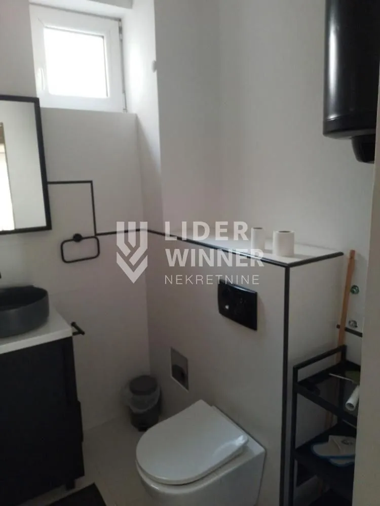 Rent, apartment, 130m², Đeram Pijaca, Beograd