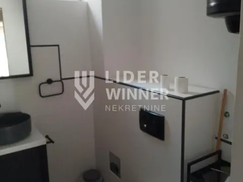 Rent, apartment, 130m², Đeram Pijaca, Beograd - image 12