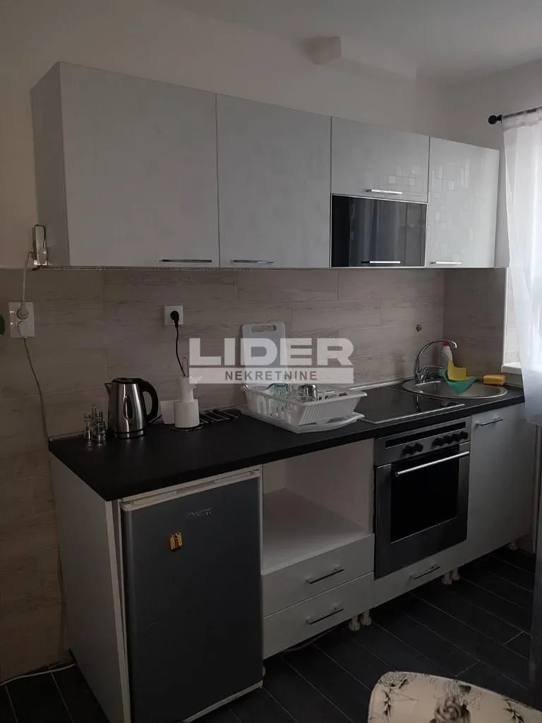 Rent, two bedroom apartment, 52m², Stari Grad, Beograd