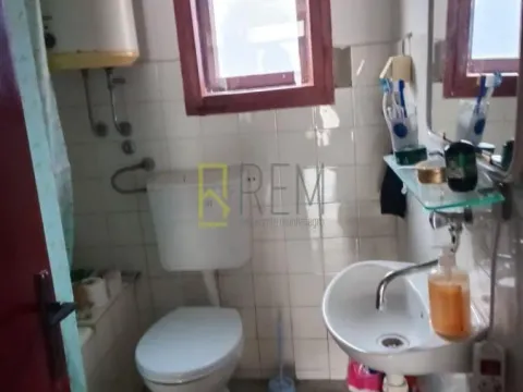 Sale, three bedroom apartment, 90m², Zagorič, Podgorica - image 10