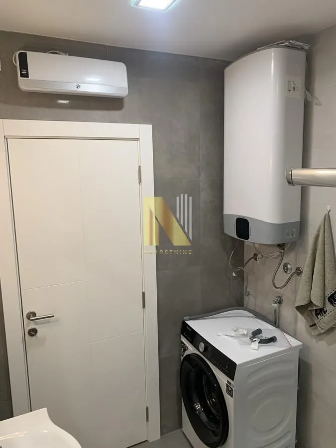 Izdavanje, četvorosoban stan, 77m², Veternička rampa, Novi Sad Sve Podlokacije