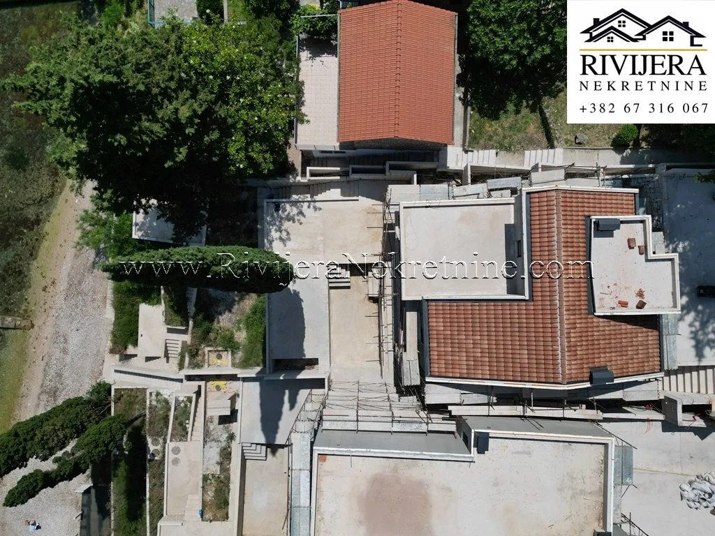 Prodaja, kuća, 237m², Njivice, Herceg Novi