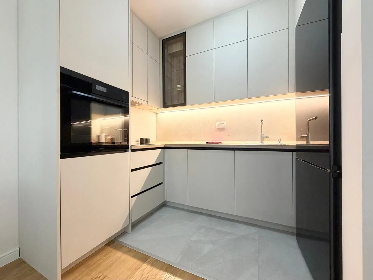 Prodaja, dvosoban stan, 68m², Central Point, Podgorica