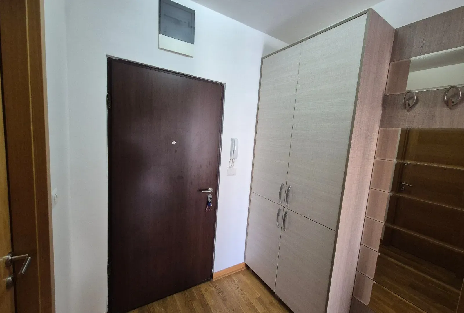 Izdavanje, jednosoban stan, 45m², City Kvart, Podgorica