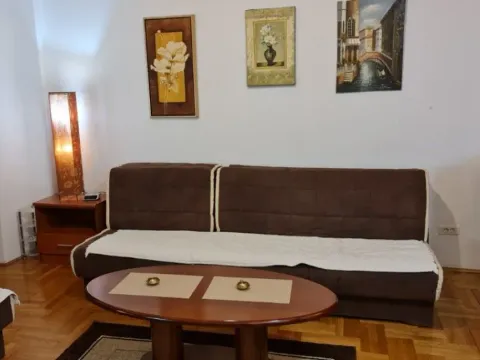 Izdavanje, garsonjera, 31m², Kruševac, Podgorica - image 3