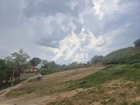 Prodaja, plac, 560m², Sremska Kamenica, Petrovaradin - image 2