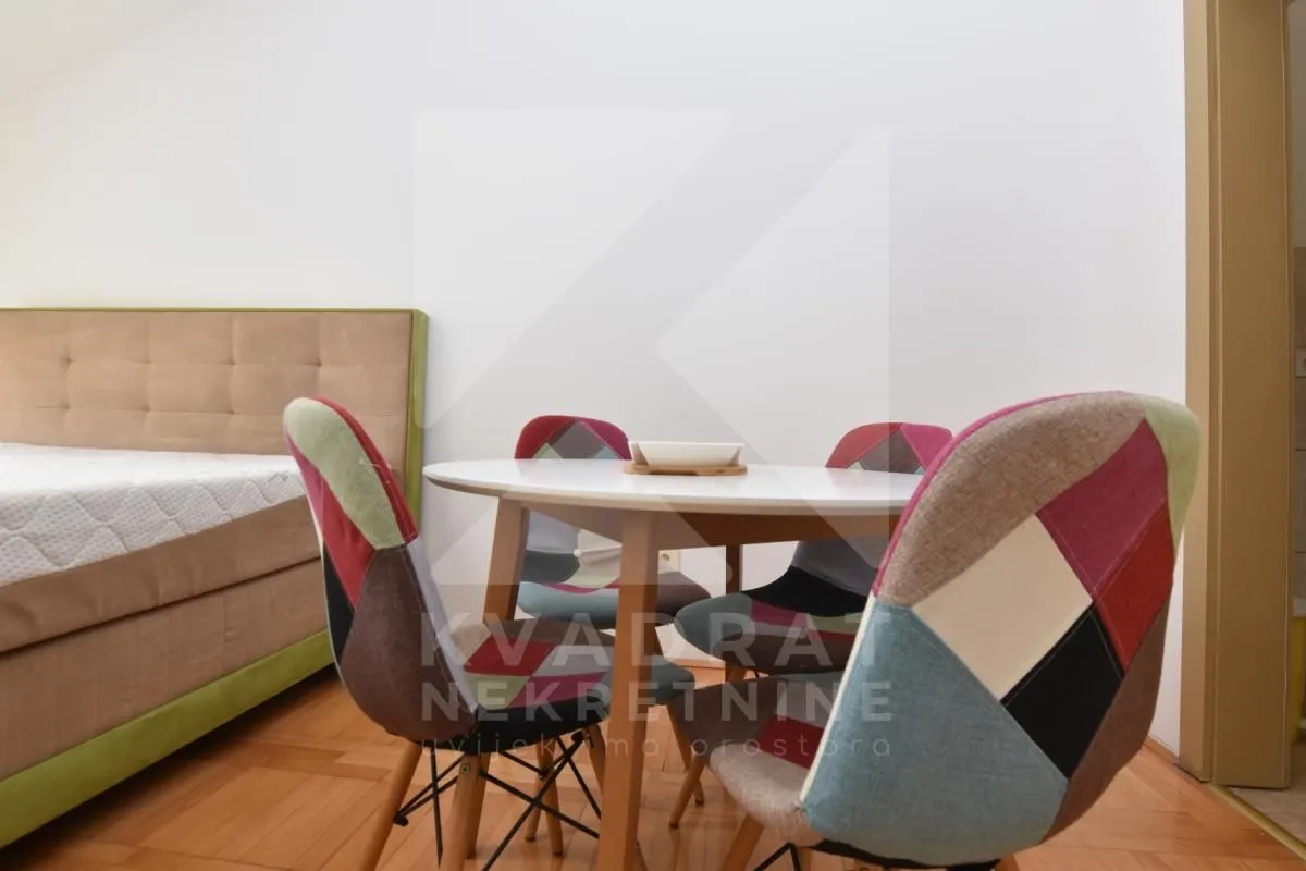 Rent, studio apartment, 34m², Stari Aerodrom, Podgorica