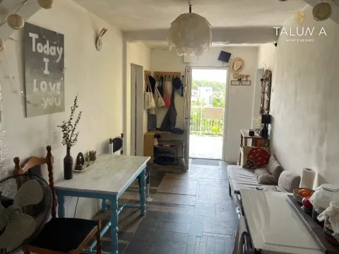 Prodaja, kuća, 154m², Šušanj, Bar - image 8