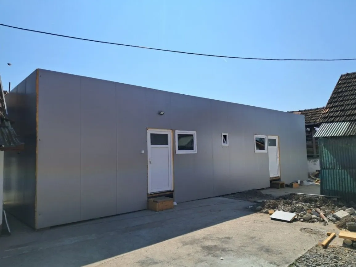 Rent, office space, 70m², Dobanovci, Surčin