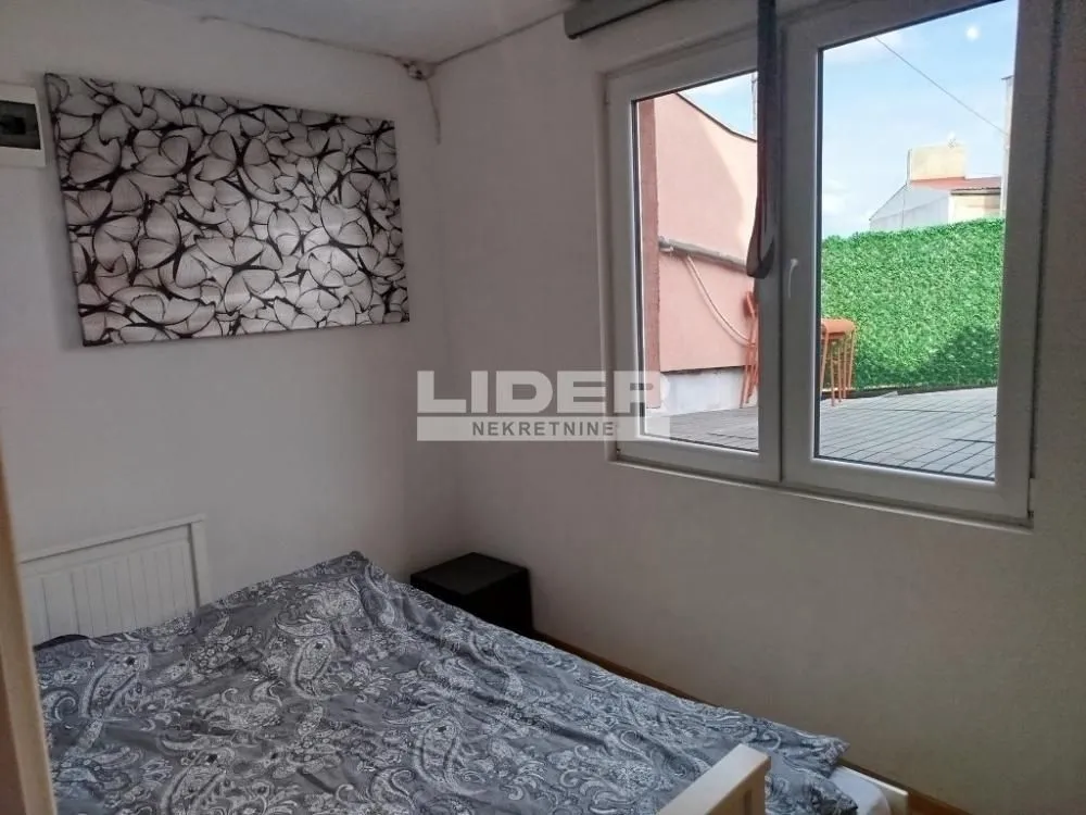 Rent, one bedroom apartment, 40m², Stari Grad, Beograd
