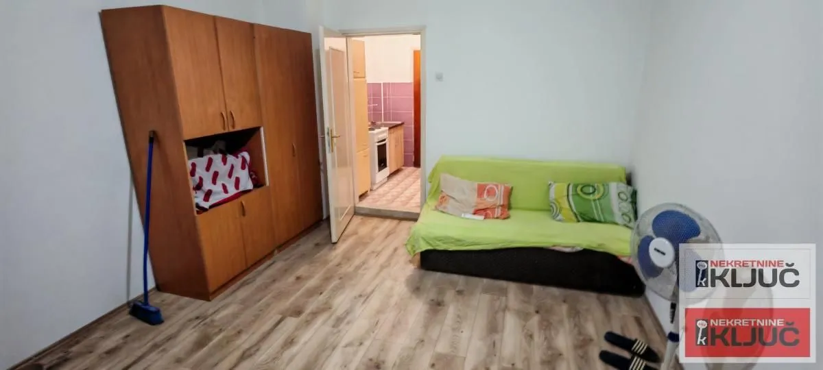 Prodaja, jednosoban stan, 24m², Bulevar Oslobodjenja, Novi Sad Sve Podlokacije