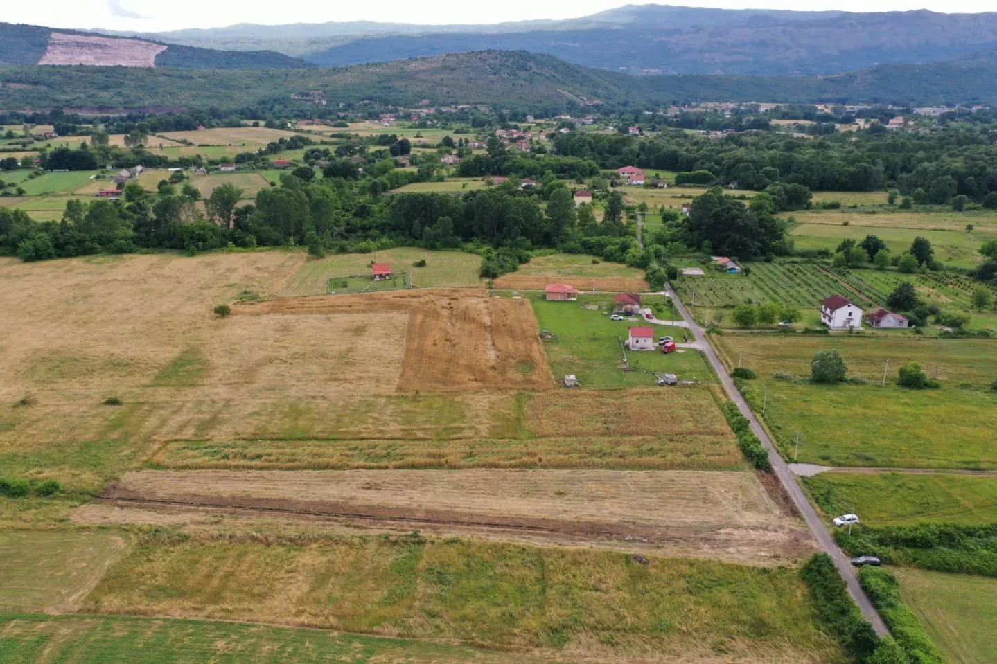 Prodaja, plac, 1900m², Kosić, Danilovgrad