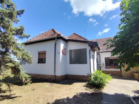 Prodaja, kuća, 880m², Bački Vinogradi, Subotica - image 4