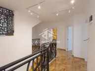 Izdavanje, kuća, 417m², Jajinci, Voždovac Sve Podlokacije - image 25