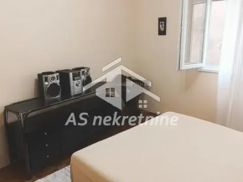 Rent, two bedroom apartment, 48m², Kalenić Pijaca, Vračar Sve Podlokacije - image 10