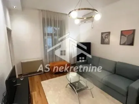 Izdavanje, stan, 42m², Stari Grad, Beograd - image 2