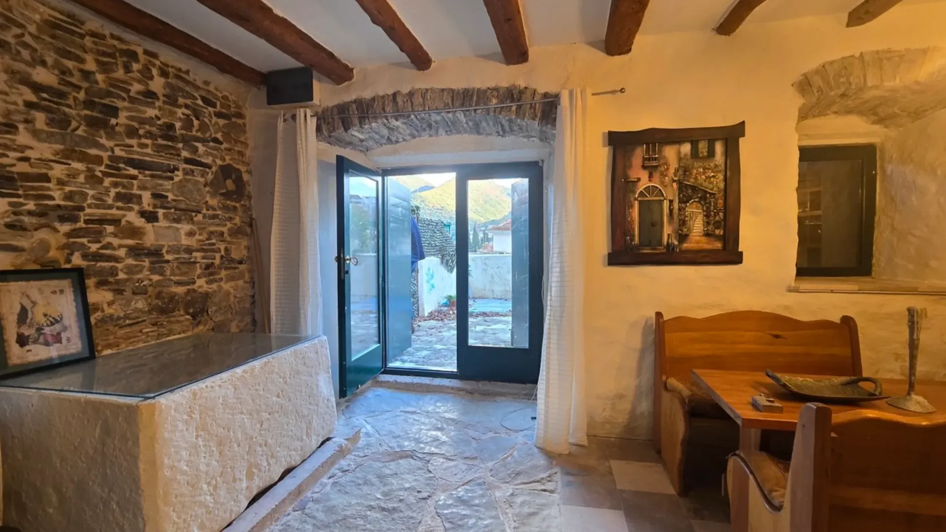 Prodaja, kuća, 180m², Kamenari, Herceg Novi