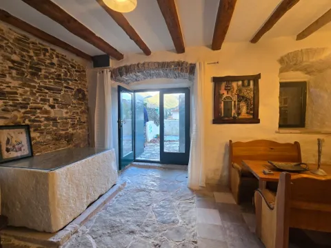 Kuća in Kamenari
