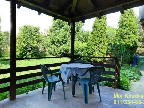 Prodaja, kuća, 250m², Dušanovac, Voždovac Sve Podlokacije - image 6