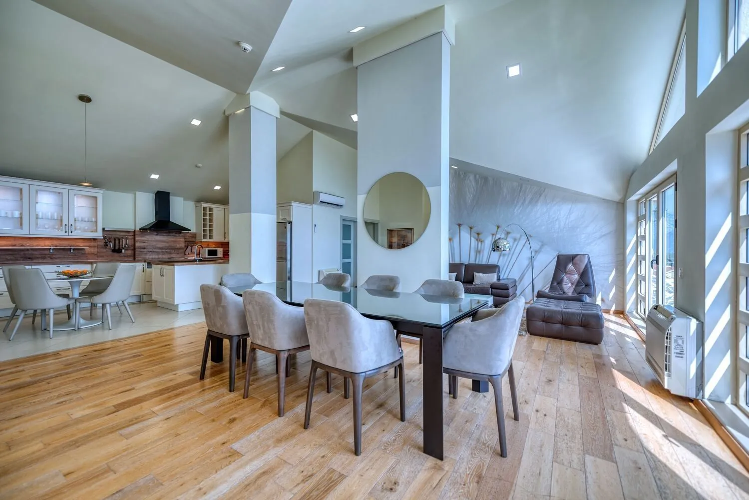 Sale, three bedroom apartment, 167m², Prčanj, Kotor