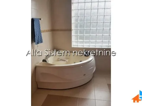 Izdavanje, kuća, 600m², Savski Venac, Beograd - image 5