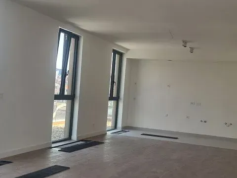 Izdavanje, poslovni prostor, 220m², Savski Venac, Beograd - image 4