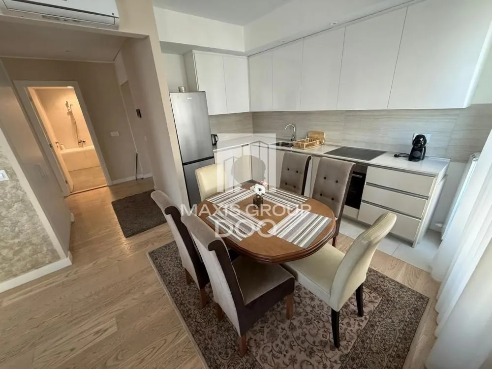 Prodaja, trosoban stan, 82m², Savski Venac, Beograd