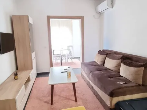 Izdavanje, jednosoban stan, 37m², Lastva Grbaljska, Kotor - image 11