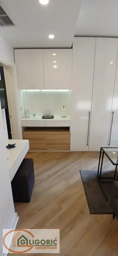 Sale, three bedroom apartment, 73m², Stari Grad, Beograd