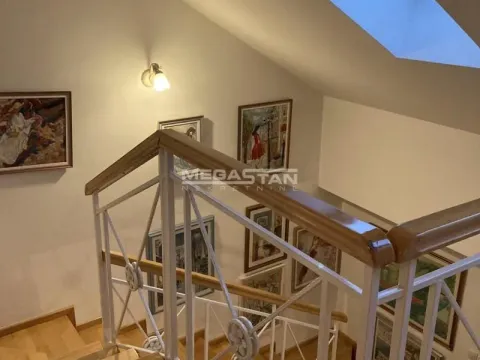 Prodaja, trosoban stan, 110m², Crveni Krst, Beograd - image 5