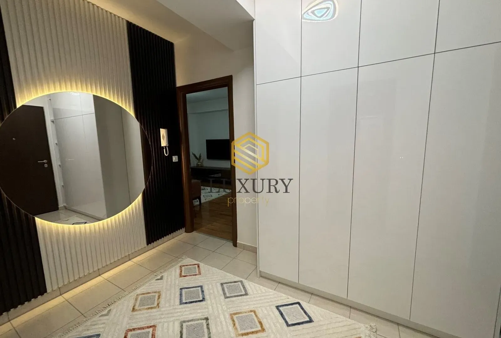 Rent, two bedroom apartment, 78m², City Kvart, Podgorica