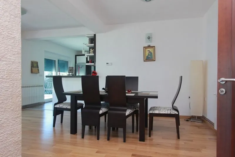 Sale, house, 300m², Stoliv, Kotor
