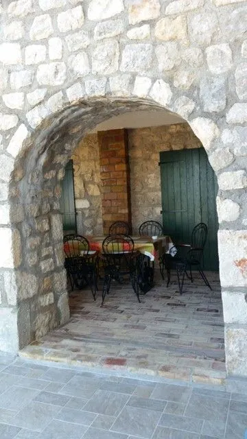 Sale, house, 400m², Šušanj, Bar