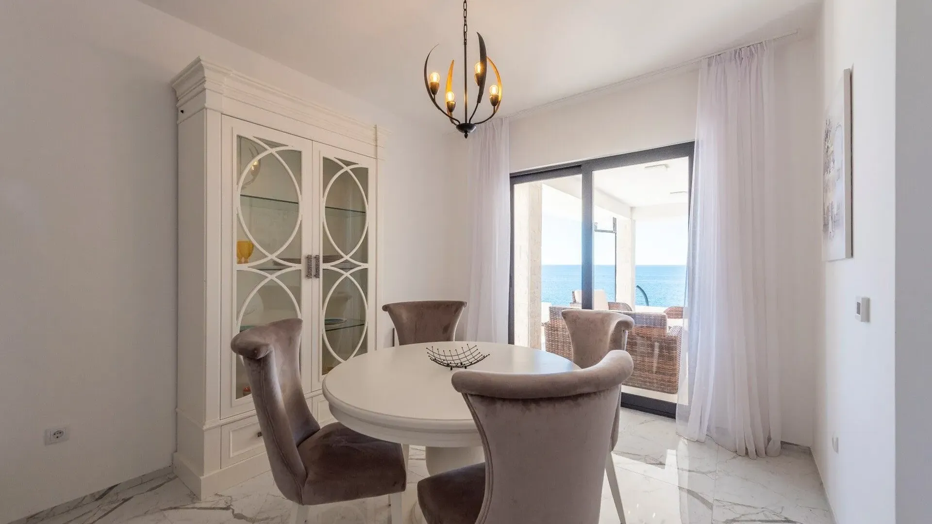 Sale, house, 360m², Utjeha, Bar
