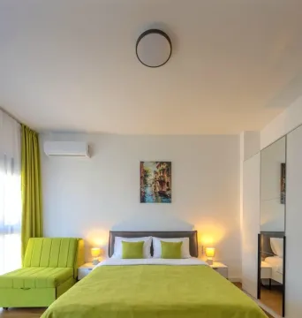 Sale, studio apartment, 32m², Centar, Bar - image 10