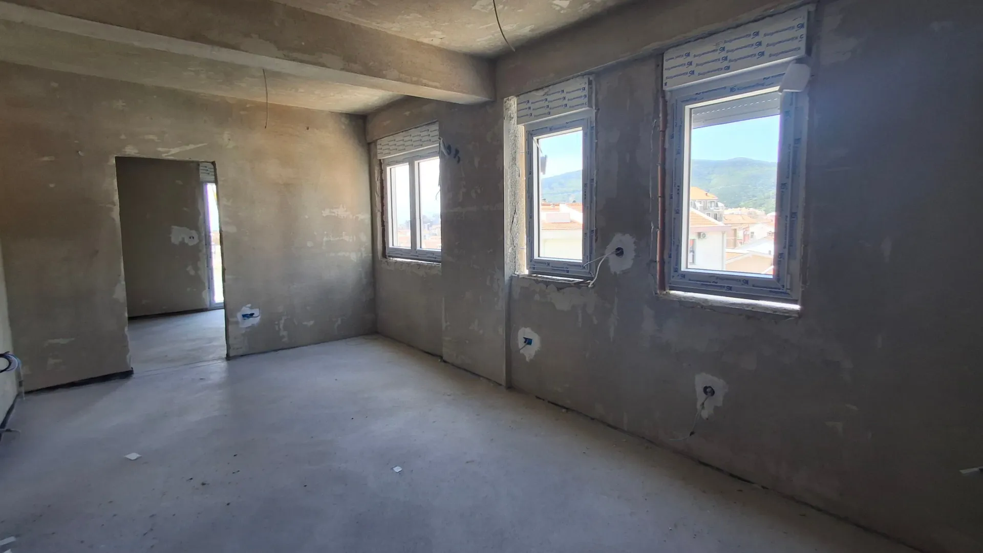 Prodaja, jednosoban stan, 38m², Podkošljun, Budva