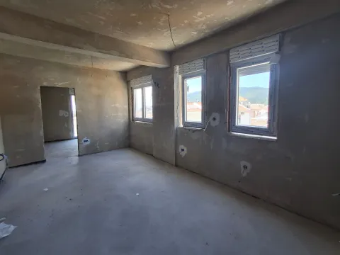 Sale, one bedroom apartment, 38m², Podkošljun, Budva - image 3