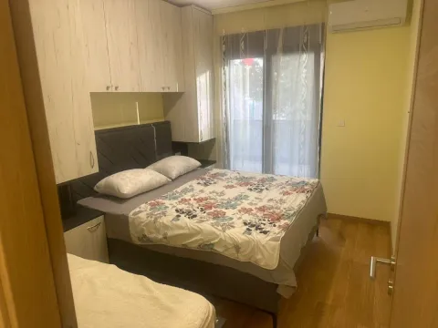 Izdavanje, jednosoban stan, 50m², City Kvart, Podgorica - image 3