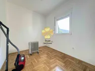 Rent, two bedroom apartment, 70m², Velje Brdo, Podgorica - image 12