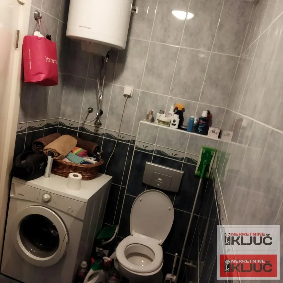 Prodaja, dvosoban stan, 44m², Socijalno, Novi Sad Sve Podlokacije