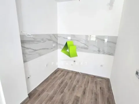 Sale, two bedroom apartment, 70m², Pantelej, Niš - image 3
