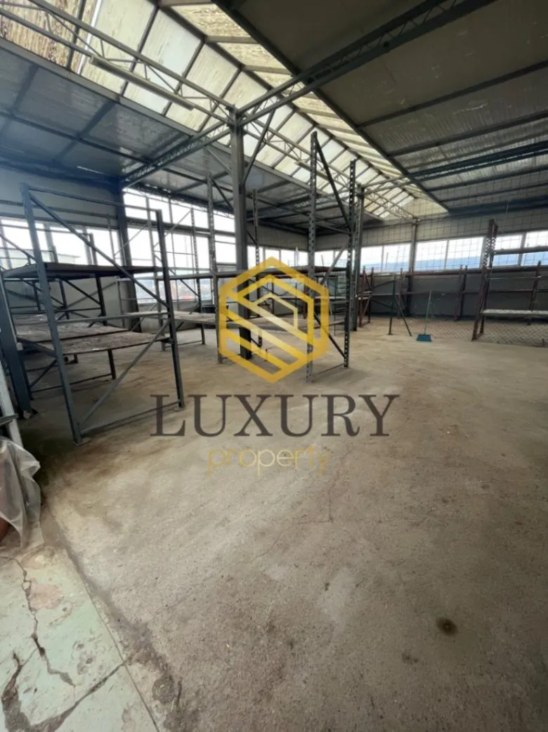 Rent, office space, 270m², Mareza, Podgorica