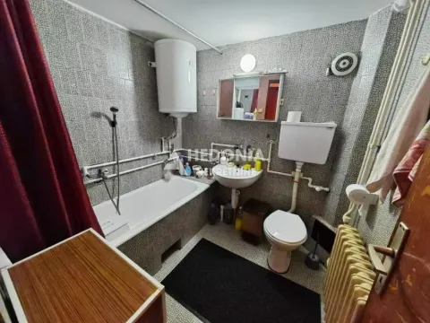 Sale, house, 317m², Sremčica, Beograd - image 10
